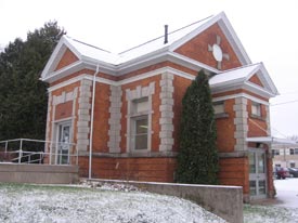 Former Sault Ste. Marie Registry Office, constructed 1907-8. Now used as a law library. Former Sault Ste. Marie Registry Office, constructed 1907-8. Now used as a law library.
